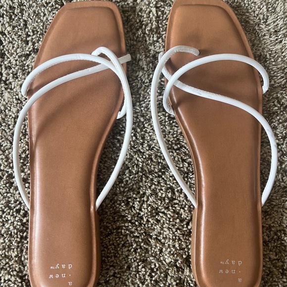 A New Day white sandals, never worn size 12 - Picture 2 of 3